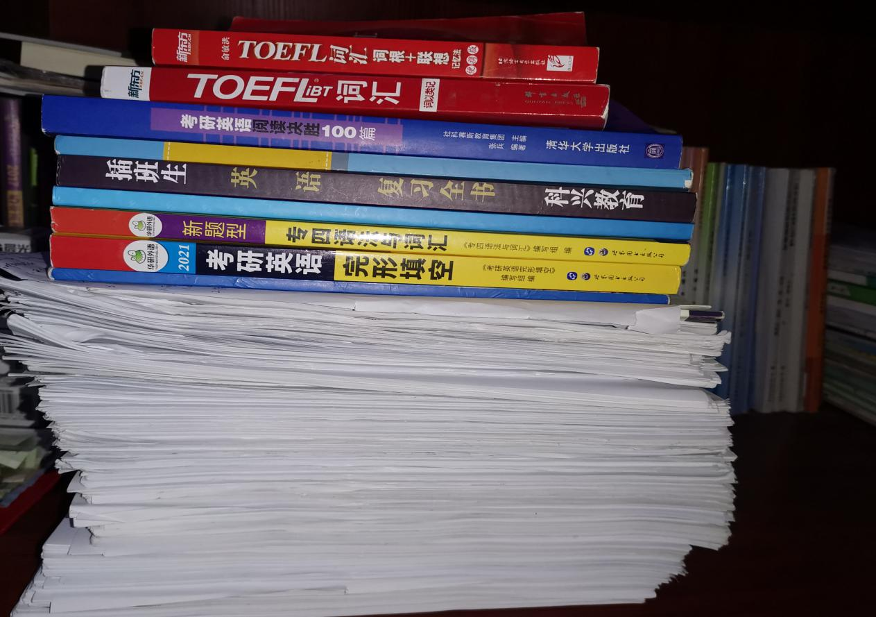 复旦罗旭涵:若是鲲鹏,而非北海不就(20届)(图9) 复旦罗旭涵:若是鲲鹏,而非北海不就(20届)(图9)