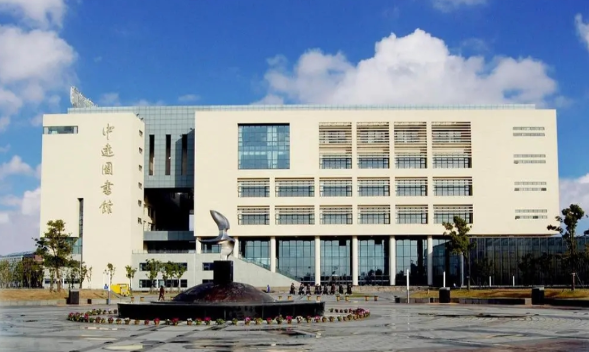 从上海商学院到上海海事大学:不骄不躁,珍惜当下(图3) 从上海商学院到上海海事大学:不骄不躁,珍惜当下(图3)
